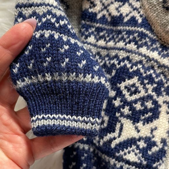 Norlender Knitwear Norwegian 100% Wool Baby Cardigan - Picture 14 of 14